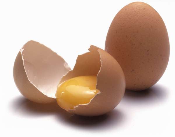 Для чего нужно есть сырые яйца Фото