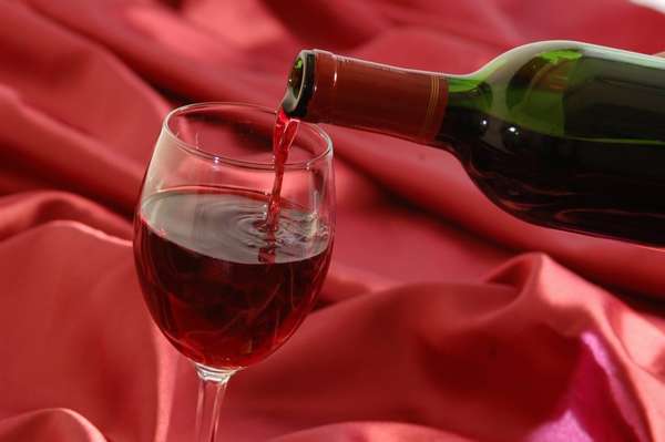 Красное вино: напиток и лекарство