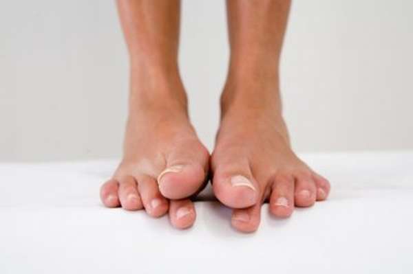 Сухожилие мышцы длинного разгибателя большого пальца ноги болит thumbnail